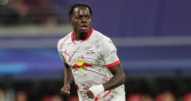 1731340359348041226.jpg lukeba.jpg