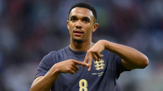 开云体育平台-三狮后腰谁搭赖斯？索斯盖特和网友都想选阿诺德！