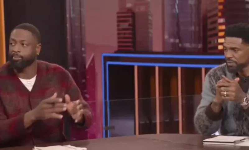 开云体育平台-韦德：尼克斯缺了哈特就运转不畅，他愿意牺牲身体拼抢篮板