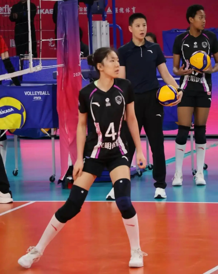 开云-爱游戏-上海青年女排3:0横扫河北女排！唯一青年军闯进八强，张磊太牛了|沪青|河北队|自由人|小将|主攻_新浪新闻