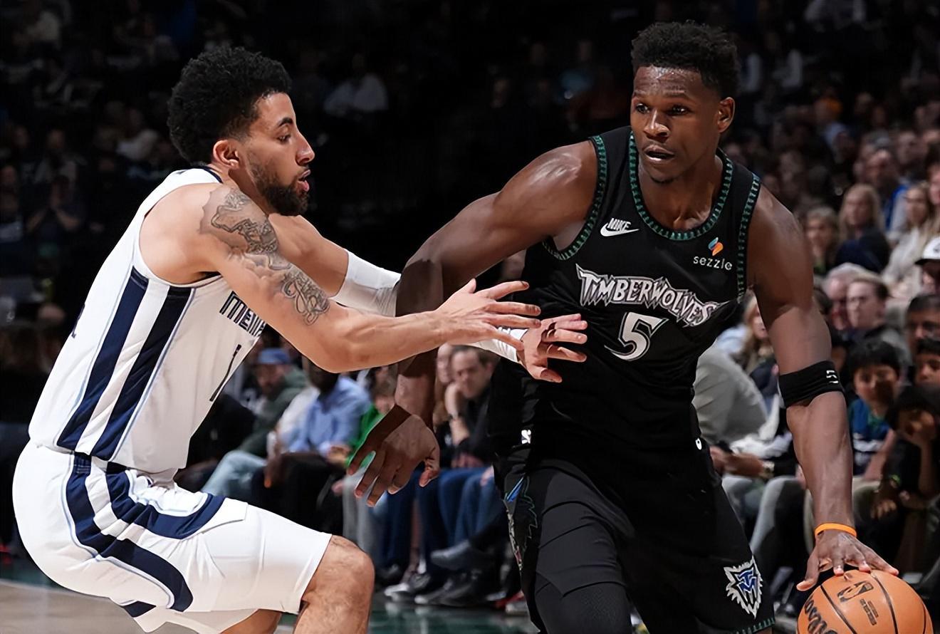 开云-爱游戏-东契奇轰27+10+7仍无缘今日最佳！对不起，你碰到不讲理的华子了